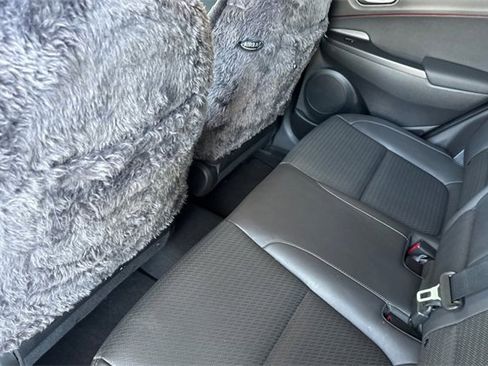 Used 2019 Hyundai Kona Limited image 12