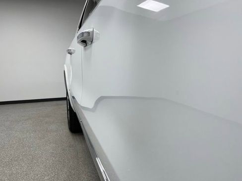 Used 2022 RAM 1500 Limited w/ Body Color Bumper Group AWD/4WD image 12