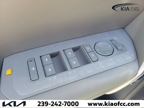New 2027 Kia Seltos S FWD image 20