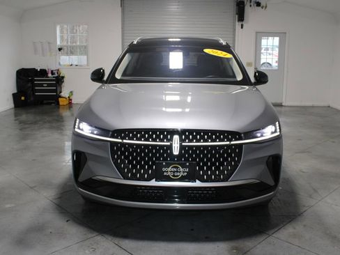 Used 2024 Lincoln Nautilus Reserve image 53