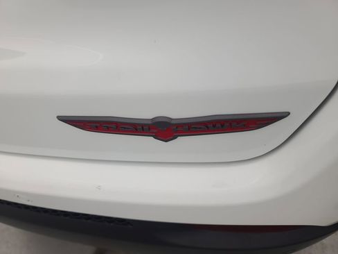 Used 2024 Jeep Compass Trailhawk image 12