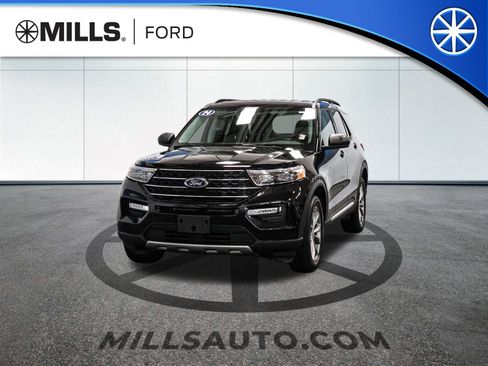 Used 2024 Ford Explorer XLT w/ Equipment Group 202A AWD/4WD image 1