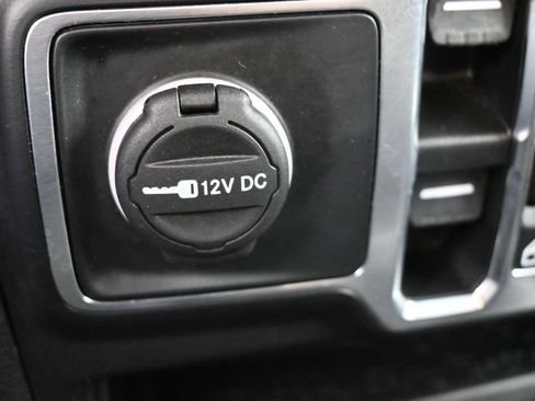 Used 2022 Jeep Wrangler Unlimited Sport w/ Sun And Sound Package AWD/4WD image 9
