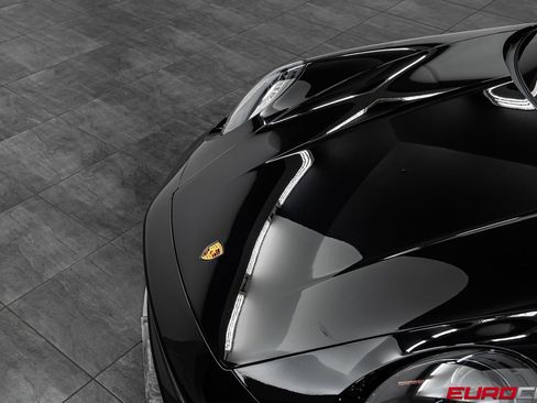 Used 2023 Porsche 911 Turbo S image 9