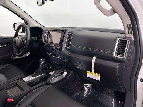 Certified 2024 Nissan Frontier SL w/ Technology Package image 29