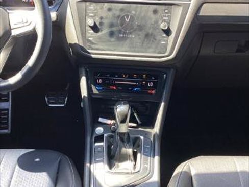 Used 2023 Volkswagen Tiguan SE R-Line FWD image 26