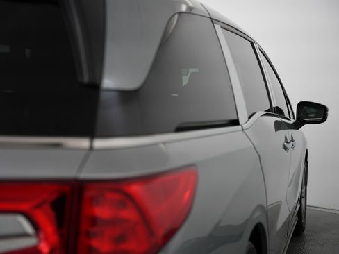 Used 2018 Honda Odyssey EX-L image 69