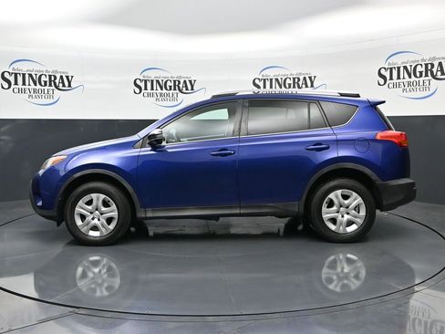 Used 2015 Toyota RAV4 LE image 4