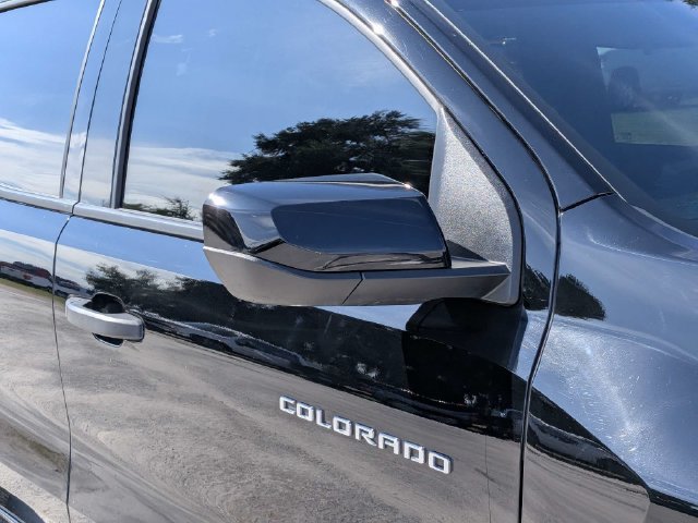 Used 2026 Chevrolet Colorado Trail Boss AWD/4WD image 10