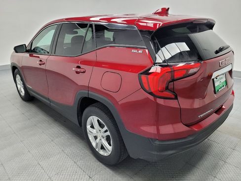 Used 2020 GMC Terrain SLE FWD image 3