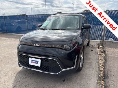 Used 2025 Kia Soul LX w/ LX Technology Package