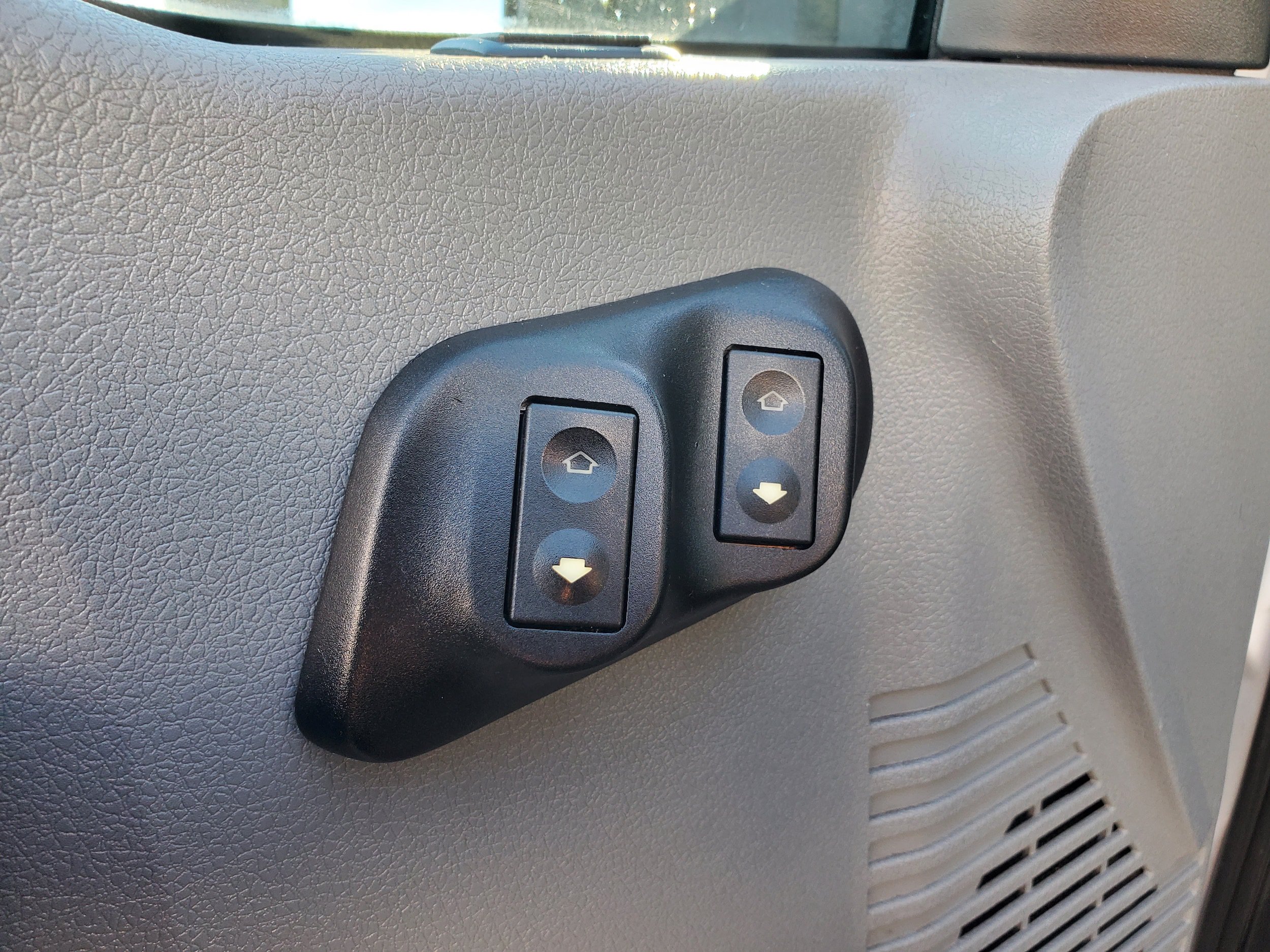 Used 2016 Ford F250 XL AWD/4WD image 8