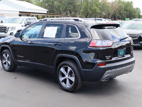 Used 2019 Jeep Cherokee Limited AWD/4WD image 7