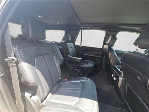Used 2018 Ford Expedition Limited w/ Equipment Group 302A AWD/4WD image 19