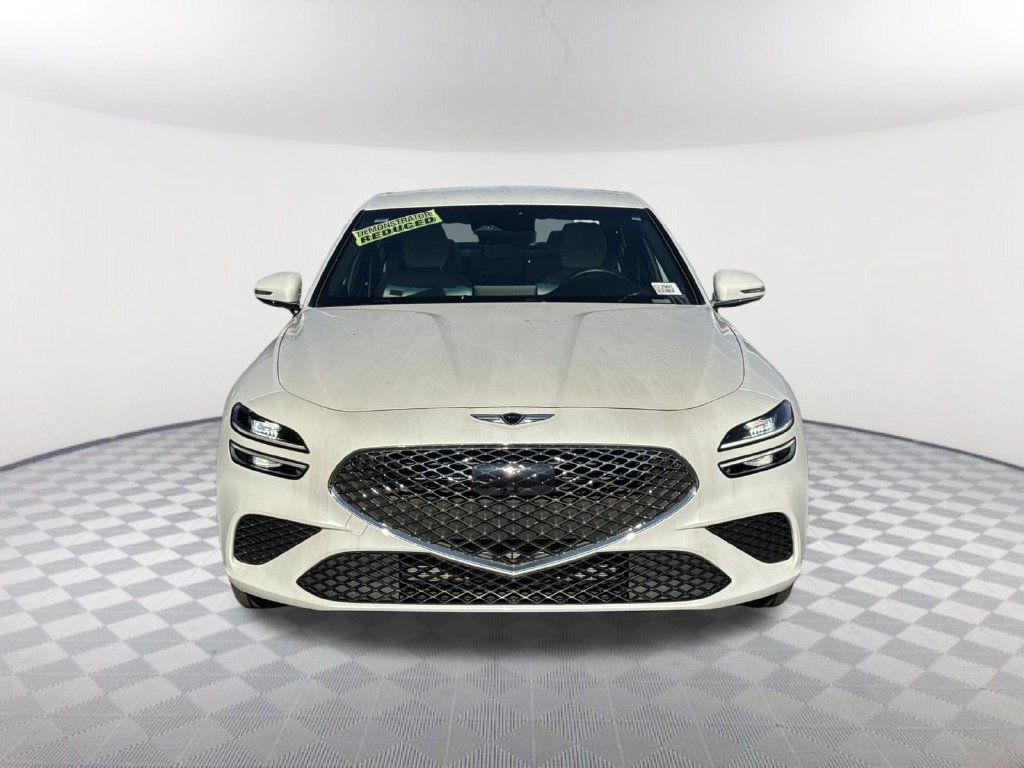 Used 2025 Genesis G70 2.5T RWD image 2
