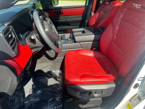 Certified 2025 Toyota Tundra TRD Pro AWD/4WD image 32