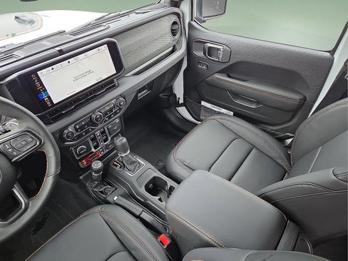 New 2025 Jeep Wrangler Unlimited Rubicon 392 image 12