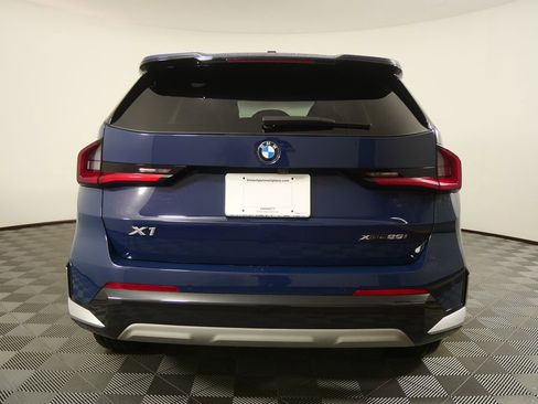 Used 2026 BMW X1 xDrive28i AWD/4WD image 4
