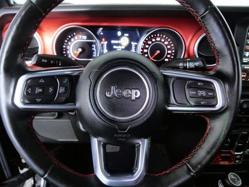 Used 2020 Jeep Gladiator Rubicon AWD/4WD image 25