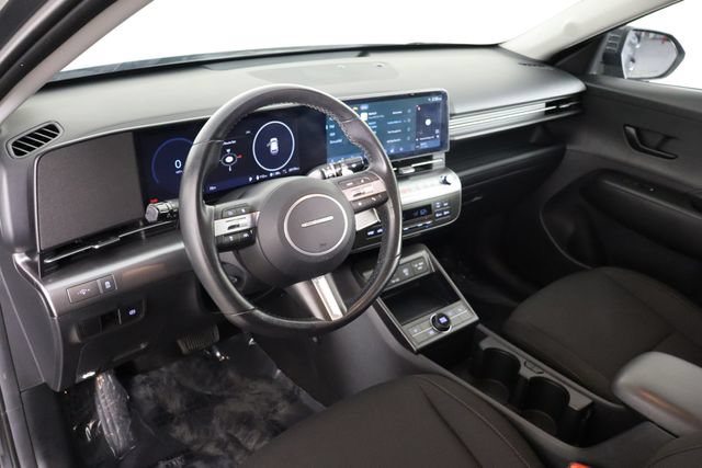 Used 2024 Hyundai Kona SEL FWD image 25