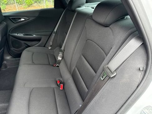 Used 2025 Chevrolet Malibu LS FWD image 14