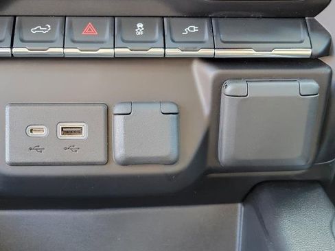 Used 2021 GMC Sierra 1500 AT4 image 31