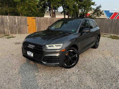 Used 2019 Audi SQ5 Premium Plus w/ Premium Plus Package image 2