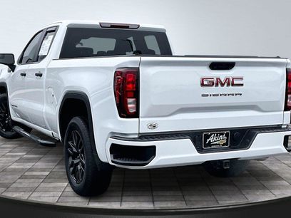 Used 2024 GMC Sierra 1500 Pro w/ Graphite Edition