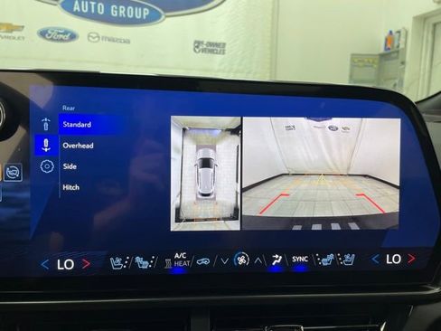 New 2025 Chevrolet Equinox EV RS image 5