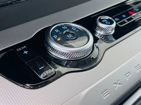 New 2026 Ford Expedition Max Active image 10