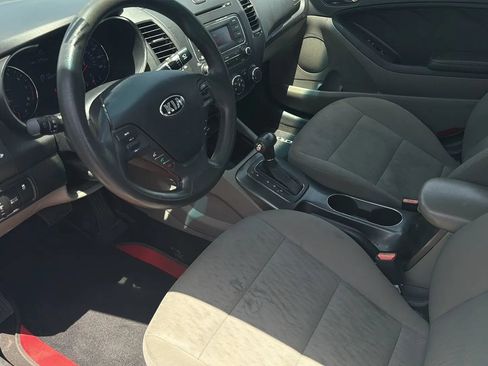 Used 2015 Kia Forte LX FWD image 9