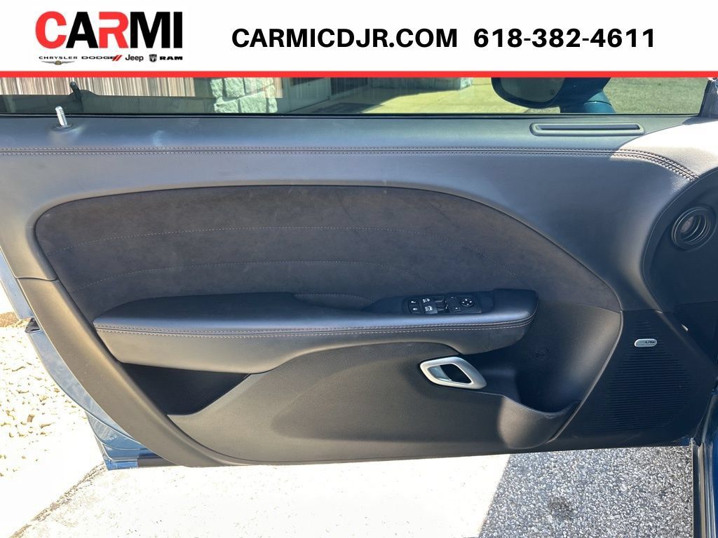 Used 2020 Dodge Challenger R/T Scat Pack RWD image 11