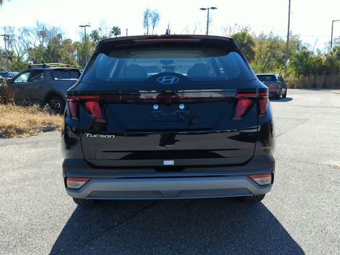 New 2026 Hyundai Tucson SE image 6