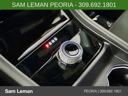 New 2025 Jeep Grand Cherokee Altitude image 16