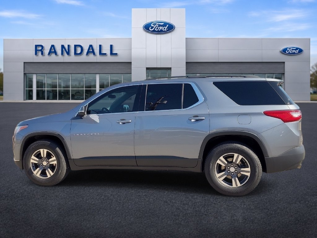 Used 2021 Chevrolet Traverse LT FWD image 3