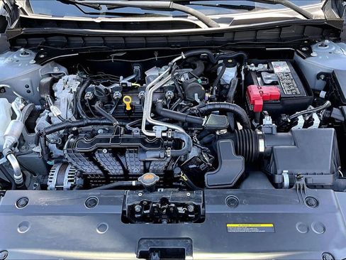 Used 2023 Nissan Altima 2.5 SR image 23