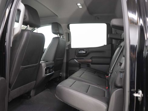 Used 2022 GMC Sierra 1500 SLT w/ SLT Premium Package AWD/4WD image 18