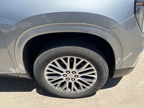 Used 2024 GMC Acadia Denali FWD image 6