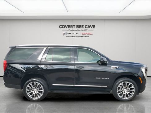 Used 2025 GMC Yukon Denali image 11