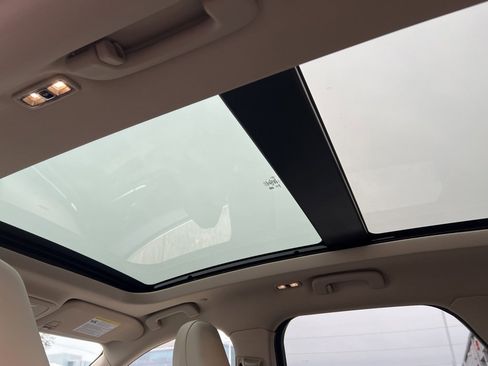 New 2026 Lincoln Corsair Premiere image 32