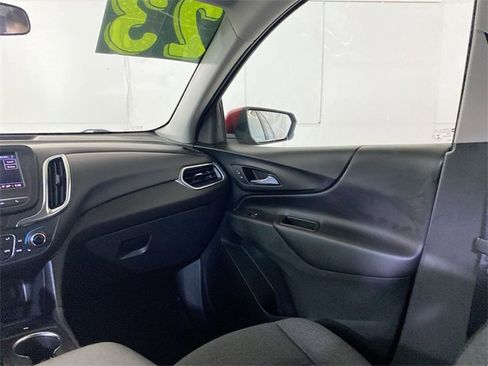 Used 2023 Chevrolet Equinox LT image 11