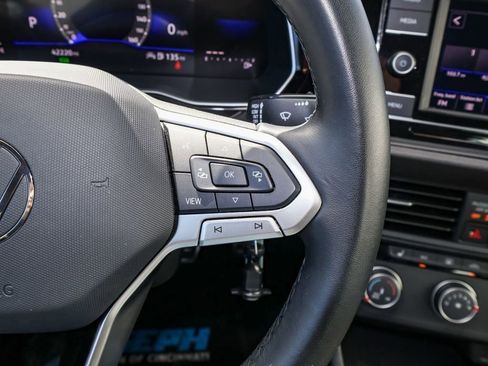 Certified 2024 Volkswagen Jetta Sport FWD image 22