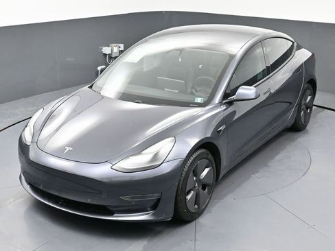 Used 2021 Tesla Model 3 Long Range image 46