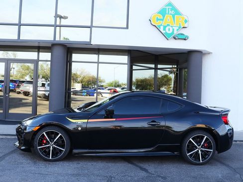 Used 2019 Toyota 86 TRD SE image 10