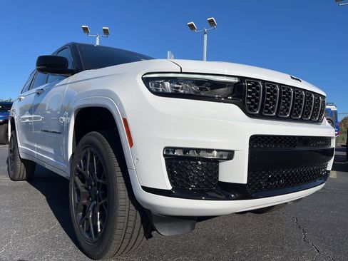 New 2025 Jeep Grand Cherokee L Summit image 40