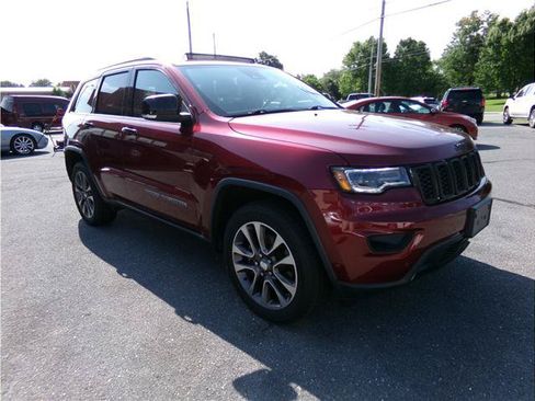 Used 2018 Jeep Grand Cherokee Limited w/ Luxury Group II AWD/4WD image 1