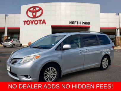 Used 2015 Toyota Sienna XLE Premium