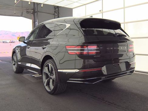 Used 2025 Genesis GV80 2.5T Prestige AWD/4WD image 3