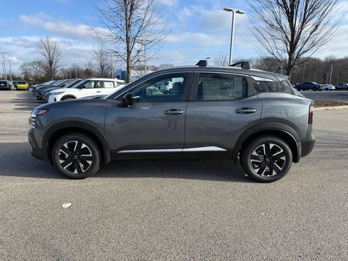 New 2026 Nissan Kicks SV w/ Charging Package image 8
