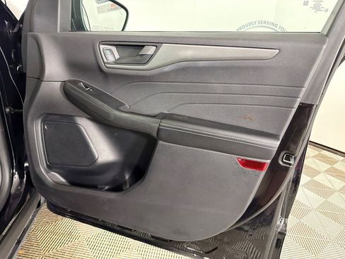Used 2025 Ford Escape Active FWD image 14